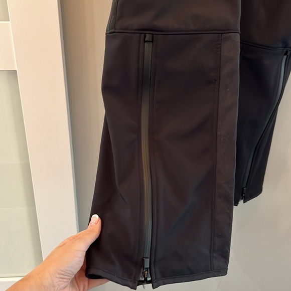 Athletes woman’s Ski pants like new! - Picture 4 of 5